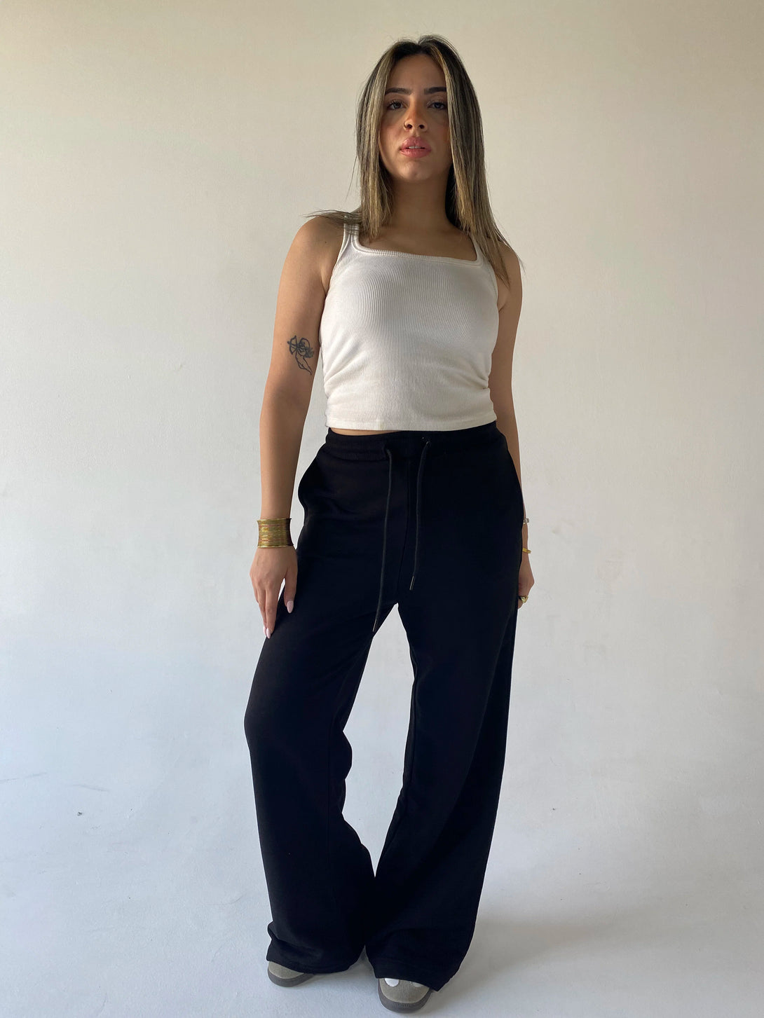 Velvy Wide Pants