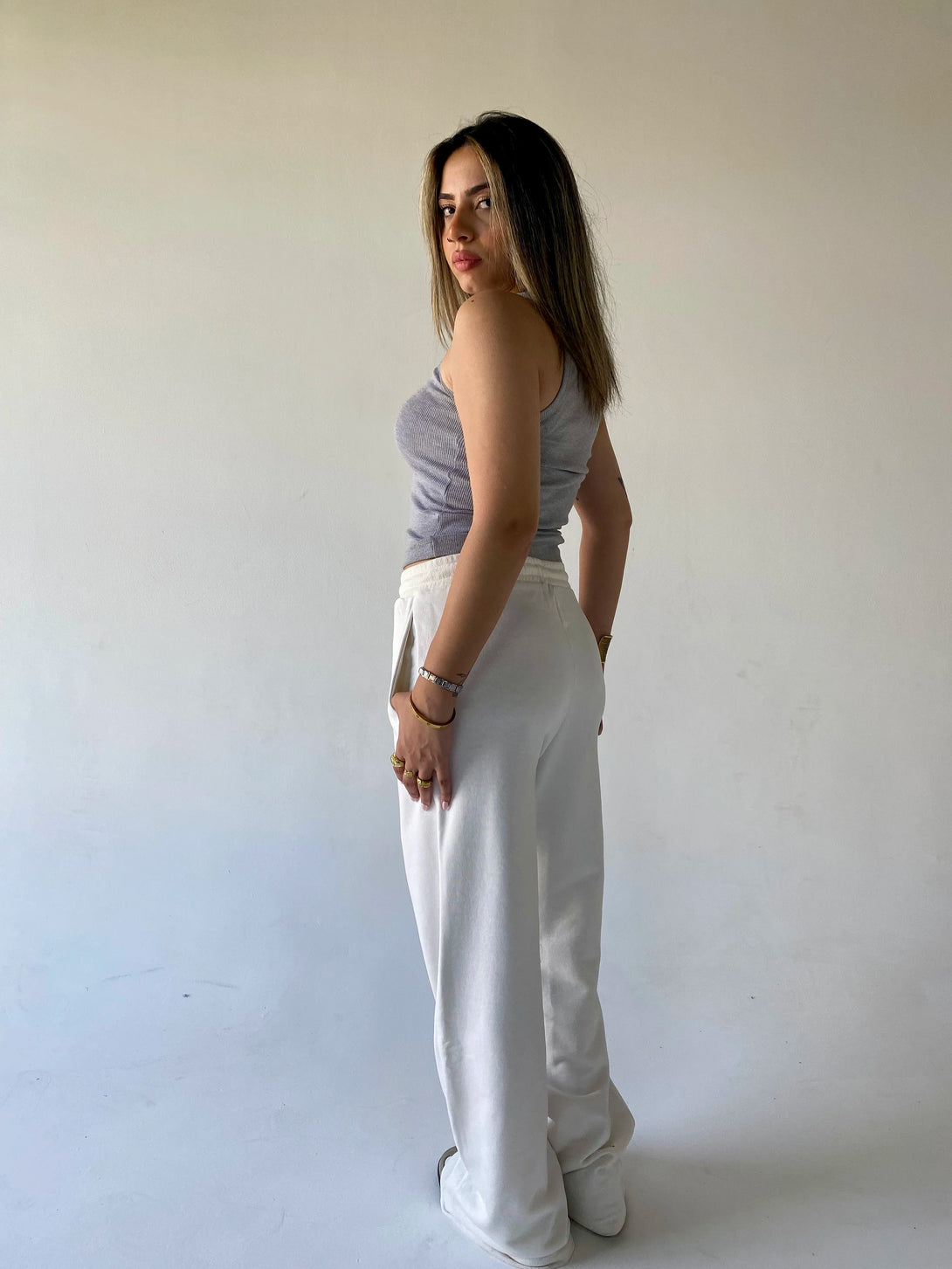 Velvy Wide Pants
