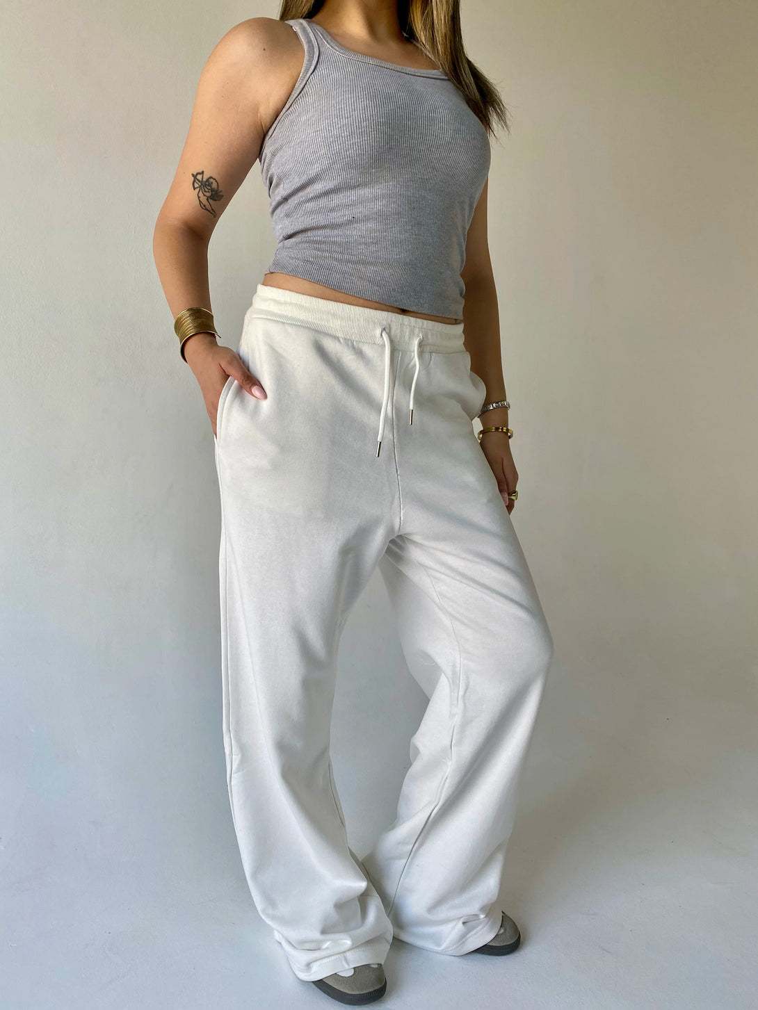 Velvy Wide Pants
